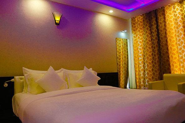 Hotel Tulip Continental Hamirgarh Exterior foto
